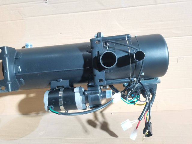 Подогреватель жидкости двигателя (ПЖД) YJH-Q20A DC24V | Фото 1 из 5