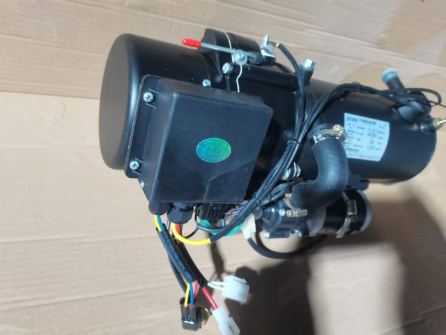 Подогреватель жидкости двигателя (ПЖД) YJH-Q20A DC24V | Фото 3 из 5