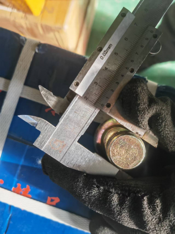 Болт крепления передних колес автогрейдера XCMG GR215A от 2019 года выпуска | Фото 4 из 4