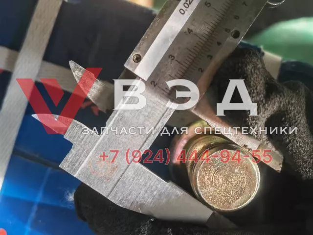 Болт крепления передних колес автогрейдера XCMG GR215A от 2019 года выпуска | Фото 4 из 4