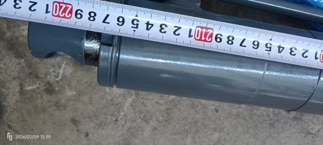 Гидроцилиндр выдвижения аутригера горизонтальный передний 150901020191A для автокрана SANY STC250-T5 | Фото 3 из 3