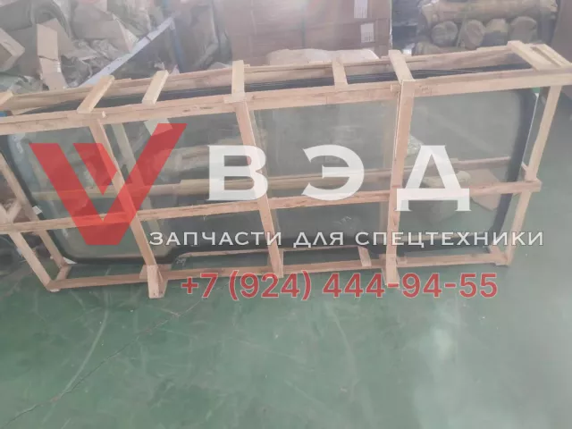 Стекло лобовое кабины водителя автокрана SANY STC250T5-4R (JSS005522736) | Фото 1 из 3