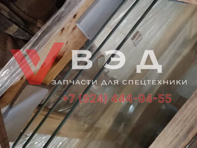 Стекло лобовое кабины оператора автокрана SANY STC250T5-4R (JSS005600749) | Фото 2 из 3