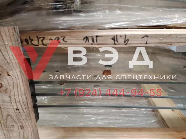 Стекло лобовое кабины оператора автокрана SANY STC250T5-4R (JSS005600749) | Фото 3 из 3