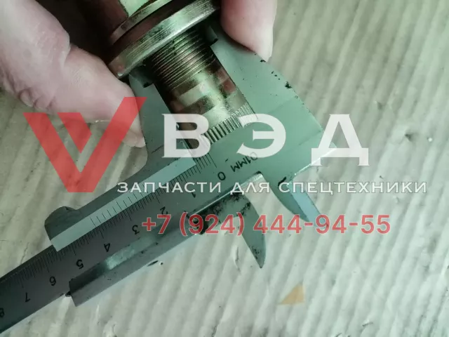 Шпилька XCT70 передняя с гайкой 860501405+860535097 | Фото 4 из 4