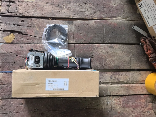 Джойстик 55097713 для буровой установки SANDVIK DI650I | Фото 5 из 5