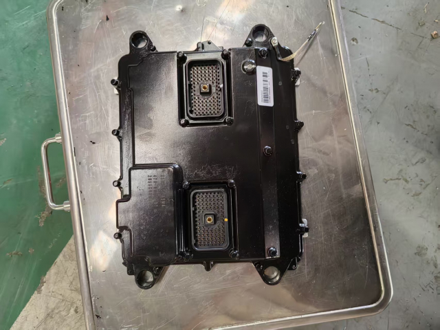 Электронный блок управления (ЭБУ) АКПП 479-0880-01 A5M4 для самосвала TONLY TL849 | Фото 1 из 3