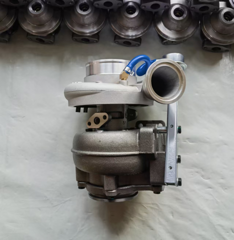 Турбокомпрессор 3795467 Serial- W2410140042 Cust-5353968 Model-HX40W для двигателя Cummins QSL-C360 | Фото 4 из 7