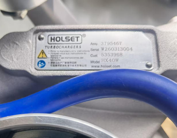 Турбокомпрессор 3795467 Serial- W2410140042 Cust-5353968 Model-HX40W для двигателя Cummins QSL-C360 | Фото 6 из 7