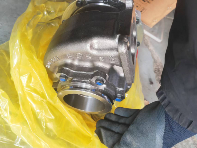 Турбокомпрессор C5497865 для ДЭС RENSOL RC330HC (ДВС Cummins 6LTAA9.5-G1) | Фото 2 из 5