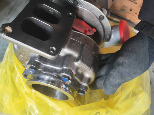 Турбокомпрессор C5497865 для ДЭС RENSOL RC330HC (ДВС Cummins 6LTAA9.5-G1) | Фото 3 из 5