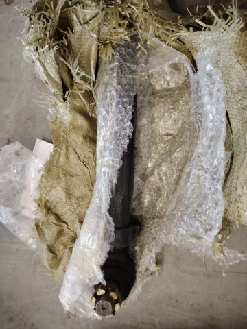 Тяга рулевая продольная 137502344 для автокрана XCMG XCT70_S | Фото 1 из 2