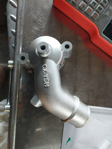 Крышка термостата 80336100 ДВС DEUTZ BF6M1013EC для подземного самосвала CHTC UK-15L | Фото 1 из 1