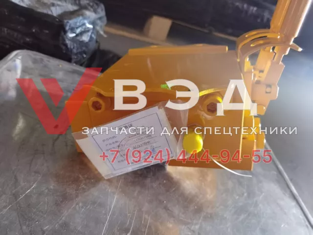 Клапан управления тормозом лебёдки 110301599 для автокрана XCMG QY16D | Фото 5 из 7