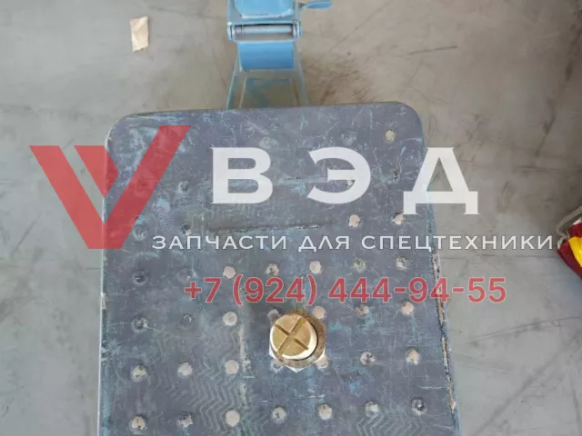 Болт+гайка аутригера XCT25L4SR | Фото 2 из 2