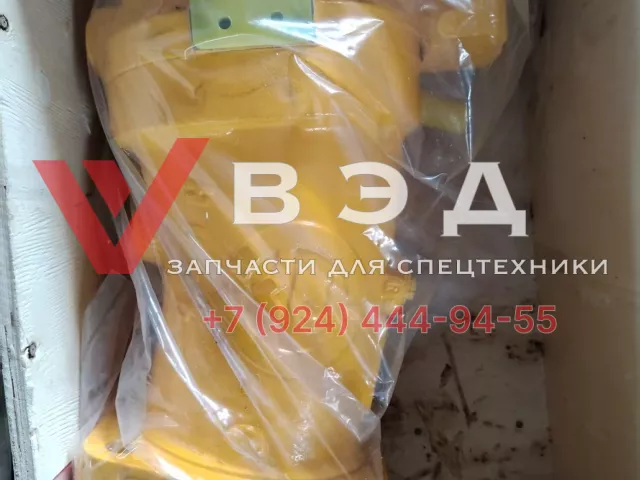 Гидромотор лебёдки 803000016 для гусеничного крана XCMG QUY70 | Фото 1 из 2