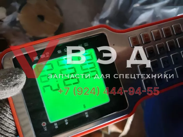 Дверная карта водительской двери (внутренняя обшивка) для автокрана Zoomlion ZTC300V | Фото 4 из 4