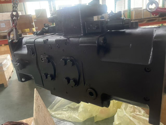 Насос гидравлический A20VL0260LE2DU2/10L-NZD24N00RP бульдозера LuiGong LD60 | Фото 9 из 13