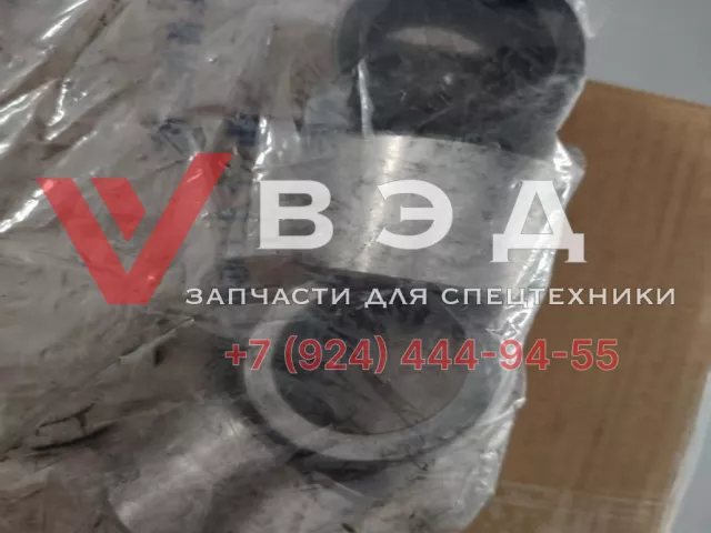 Наклонная втулка вала 381202371 для автогрейдера XCMG GR2605AT | Фото 1 из 2