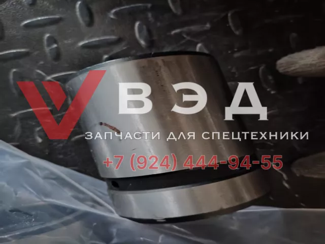 Втулка 382300450 для автогрейдера XCMG GR2605AT | Фото 1 из 2