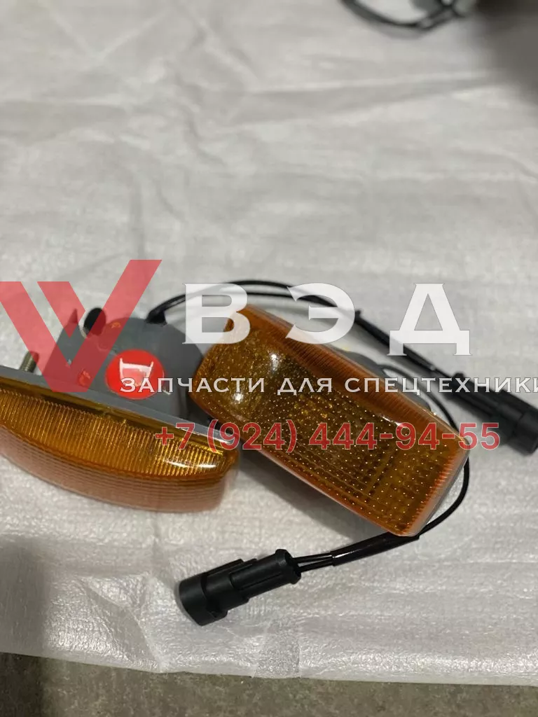 Габарит на подножку (повторитель) XCT 860502904 левый NXG41XZ25A-11010