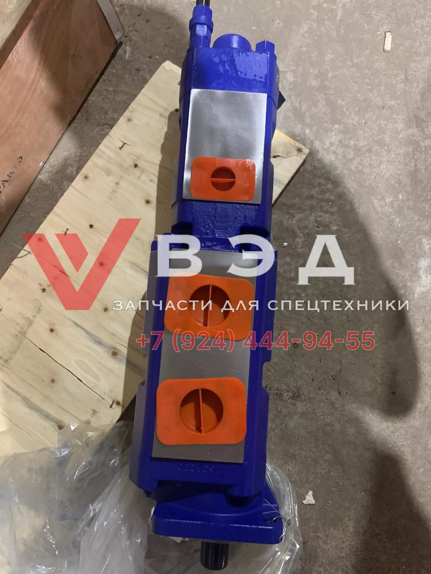 Насос силовой гидравлический 4-х секционный 803073887 XCMG XCT55