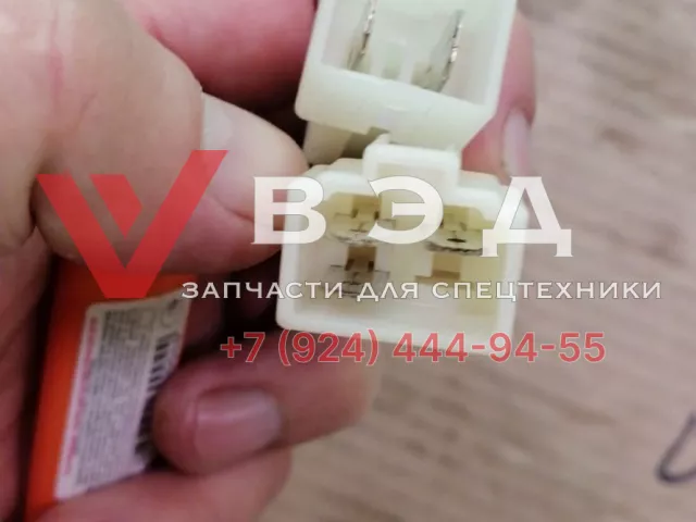 Замок зажигания кабины водителя 1139900096 DD-377403050H