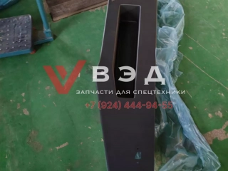 Подножка правая QY55V Корпус новая кабина длина разная 160 габарит впереди