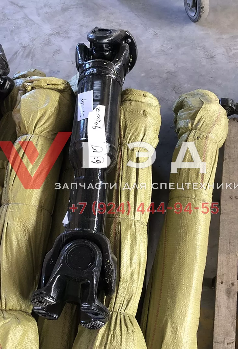 Вал карданный Shacman X3000 6х6 от раздатки до среднего моста DZ9114315092