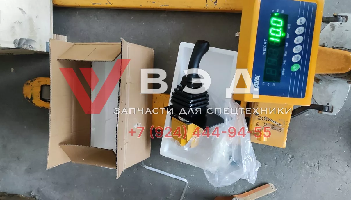 Джойстик погрузчика SEM W42261000