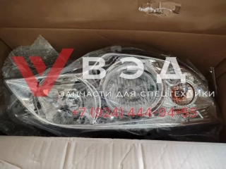 Фара правая автокрана Zoomlion QY55V 2014 г.в.