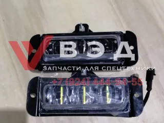 Противотуманка левая и правая одинаковые автокрана SANY STC250T5-4R 141601990078A