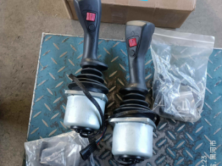 Джойстик правый SMC82A85R-CAN-24-YQ14 для автогрейдера Sinomach 732T