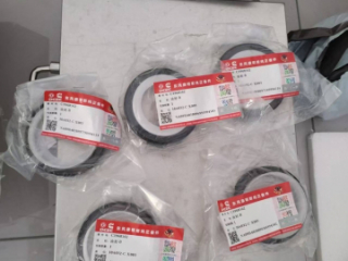 Сальник коленвала передний QSC8.3 6D114e3 ISLe 3968562 6742-01-0950