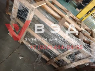Стекло лобовое кабины оператора автокрана SANY STC250T5-4R (JSS005600749)