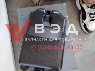 Бачок стеклоомывателя кабины водителя 130907000432A002 автокрана SANY STC250T5-4R