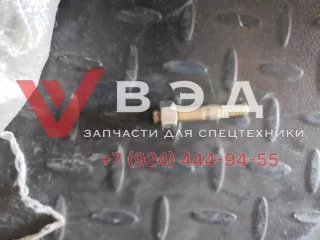 Шпилька картера ДВС-КПП C01056 для карьерного самосвала TONLY TL849
