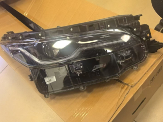 Фара правая LED 81110-0KL60 для Toyota Fortuner J